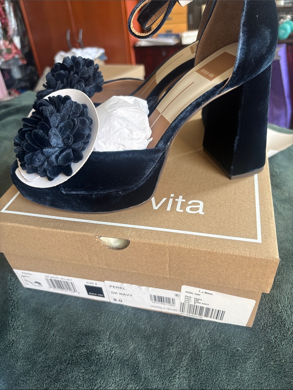 Dolce Vita Perel Velvet Floral Platform Heels – Dark Navy - Picture 3 of 9